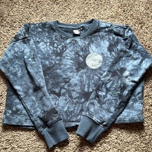 santa cruz cropped crew neck